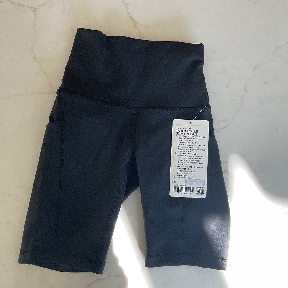 Lululemon Wunder Train HR short 8” *pockets, size 0
